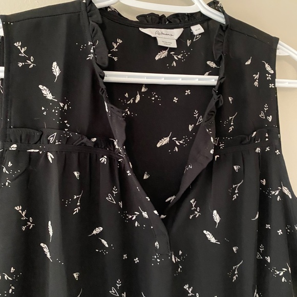 Sleeveless Black Split Neck Blouse Reimans | size: M - Picture 2 of 4